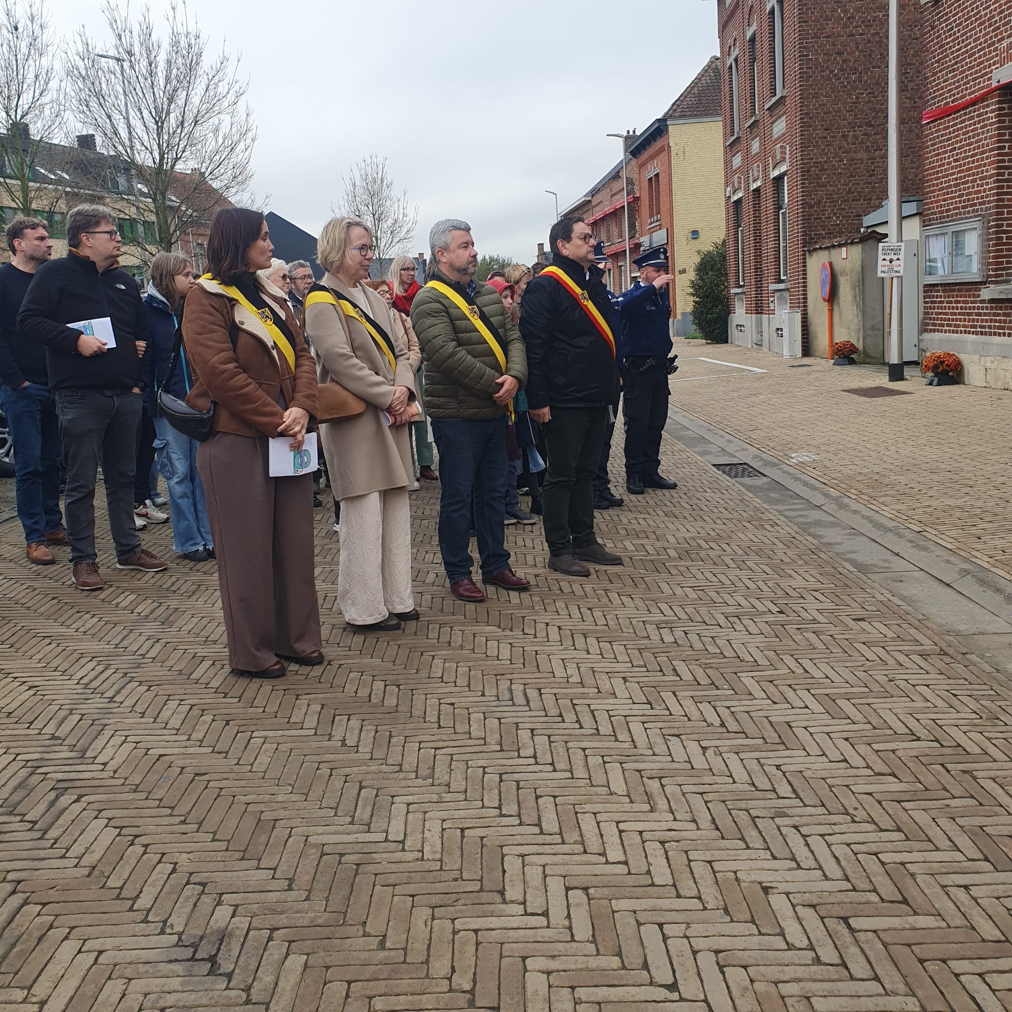 Pepingen herdenkt oorlogsslachtoffers en belicht de geschiedenis